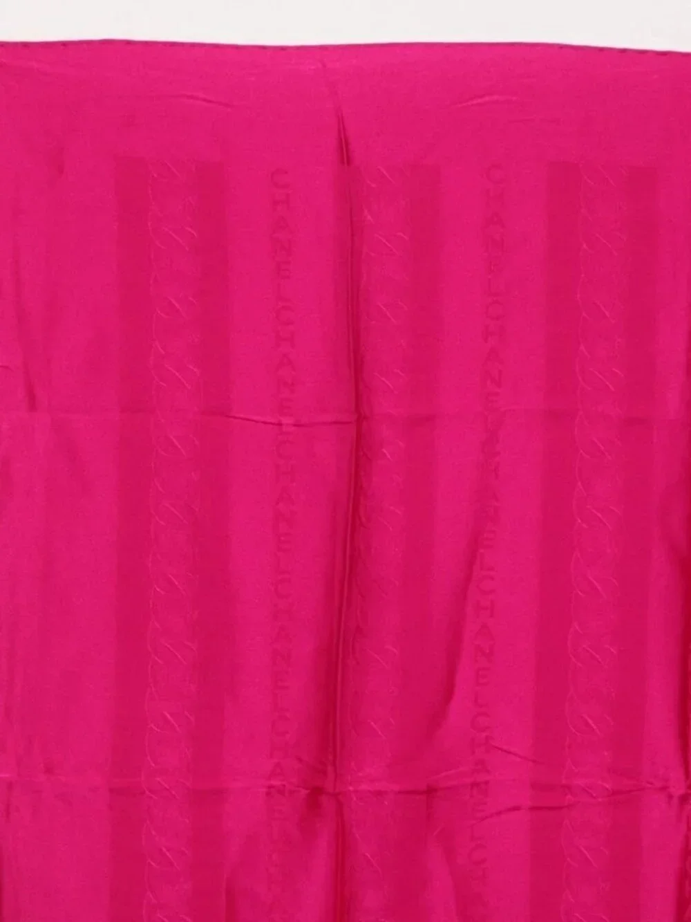 CHANEL Scarf Silk Pink CC Auth 174657A